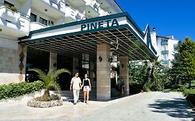 Pineta Club Hotel